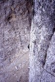 Il secondo tiro della via "Messner" alla Seconda Torre del Sella