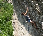 Samuele libera a vista la via "il valzer del samu-rai" (7a, Vigiolo), a lui dedicata.