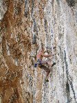 Franz sulle fantastiche (ma unte!) canne di Panselinos (6b) - Grande Grotta
