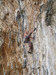Franz sulle fantastiche (ma unte!) canne di Panselinos (6b) - Grande Grotta